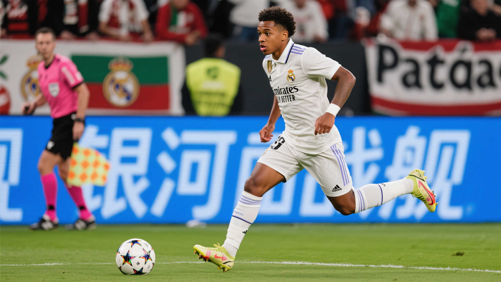 从比赛前瞻到球队排兵布阵，贝林厄姆作为皇马上半赛季